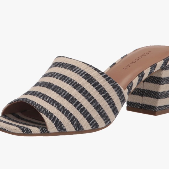 AEROSOLES Navy Entree Heeled Sandals-Size 11W (New) - Picture 7 of 7